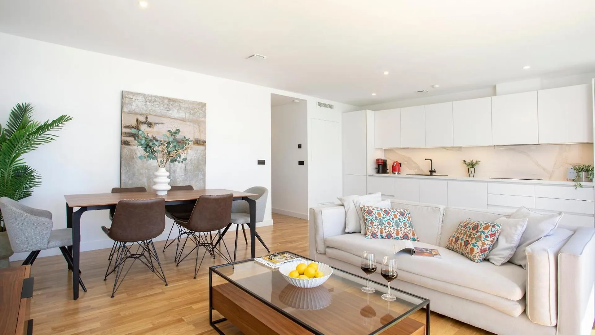 Malagueta Beach Front Luxury Apartment By Rent Me Malaga